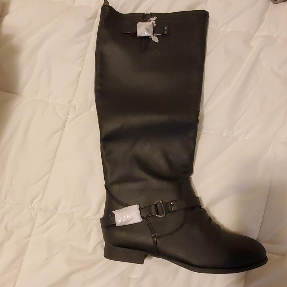 Black rider boots